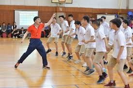 王威晨攻守稳定展现队长价值