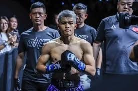 法甲-内维斯绝杀埃梅里破门 巴黎3-2里昂2分领跑