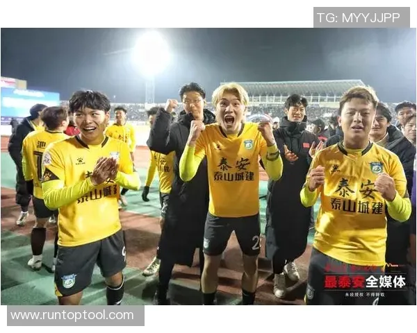 欧冠赛场精彩瞬间：皇马主场2-0取胜,