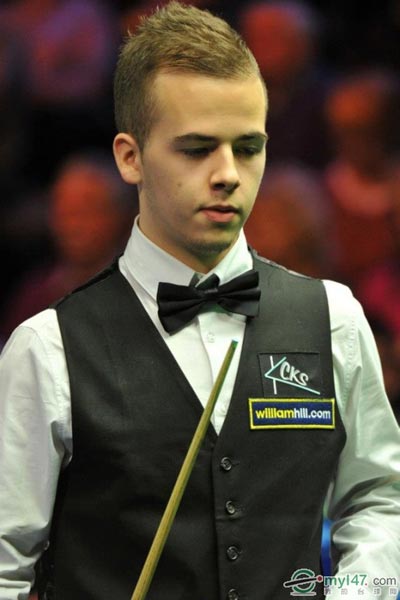 狮反思和借 狮反思和借